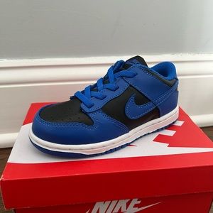 NIKE DUNK LOW